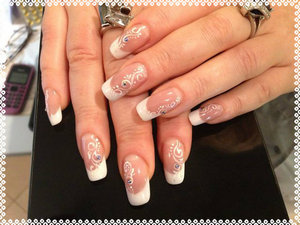 Работа мастера салона красоты Дива Работа мастера салона красоты Дива