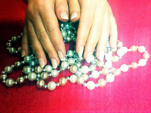 Работа ведущего мастера по свадебному маникюру салона Дива Работа ведущего мастера по свадебному маникюру салона Дива